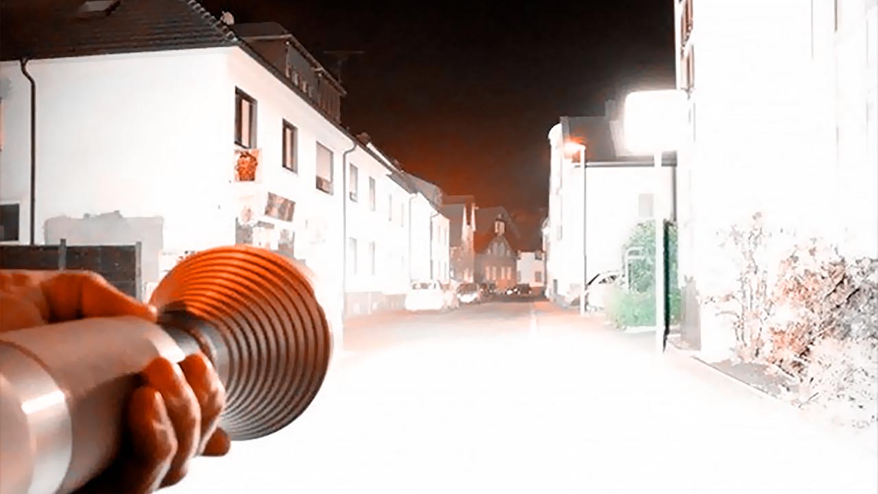 Ручной светодиодный фонарик на 18000 люмен немецкий инженер собрал вручную