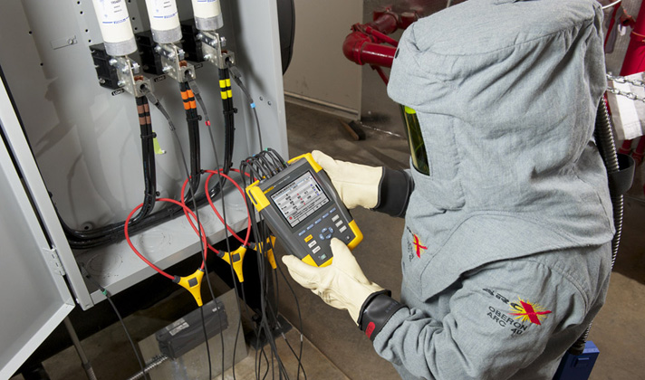 Измеряем качество электроэнергии прибором Fluke 434. Хотите измерим у вас? Звоните нам!
